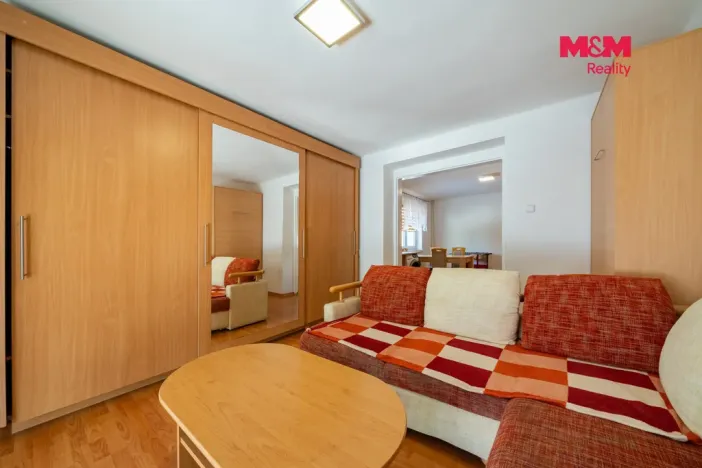 Pronájem bytu 1+1, Horní Slavkov, Dlouhá, 36 m2