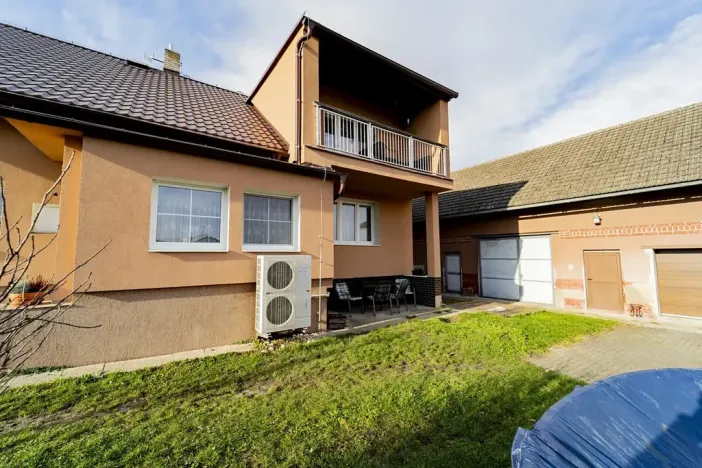 Prodej vícegeneračního domu, Březno, 180 m2