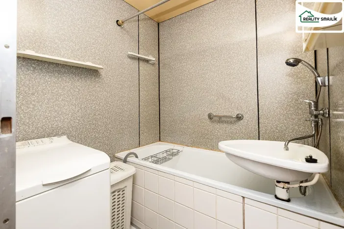 Prodej bytu 1+1, Cheb, Matěje Kopeckého, 36 m2