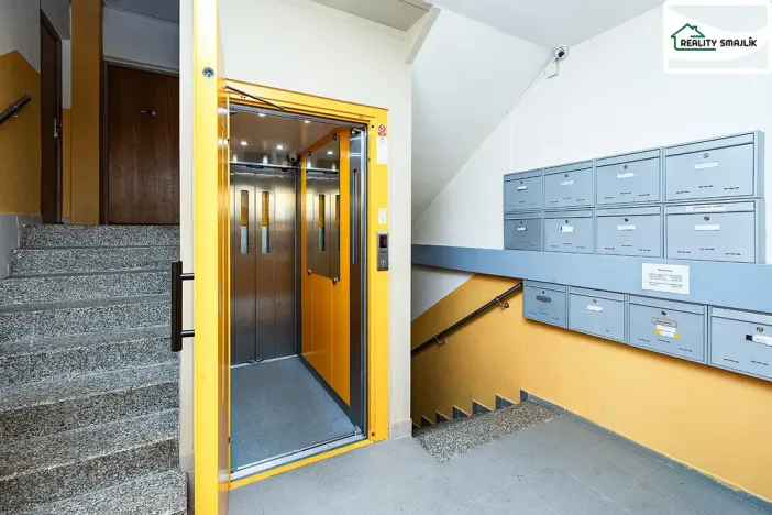 Prodej bytu 1+1, Cheb, Matěje Kopeckého, 36 m2
