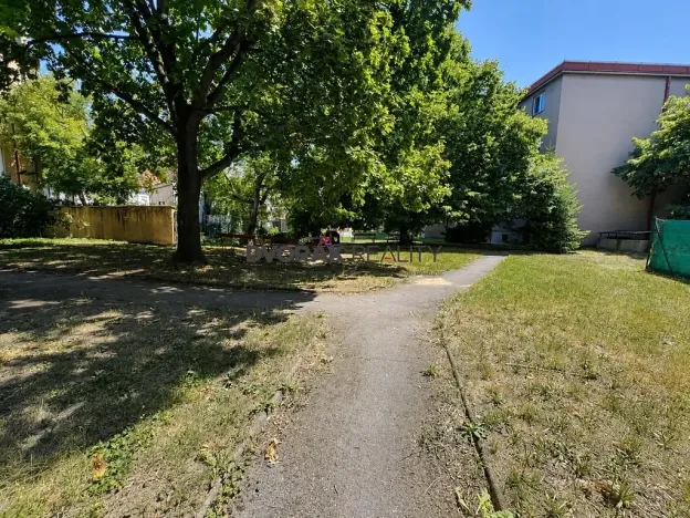 Prodej bytu 3+1, Praha - Braník, Branická, 65 m2