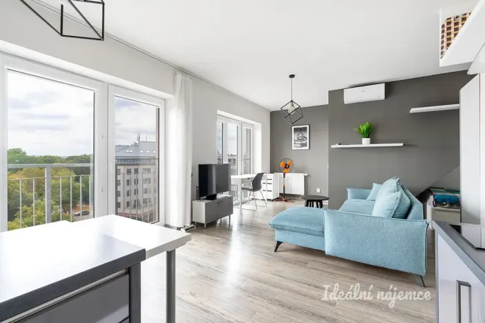 Pronájem bytu 1+kk, Praha - Libeň, Chlumčanského, 40 m2