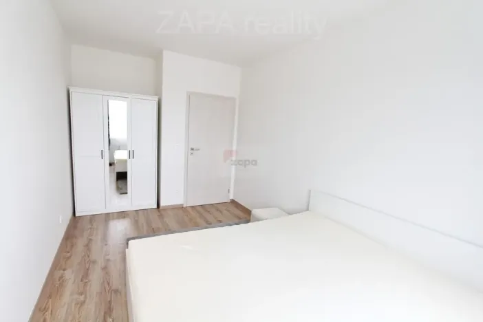Pronájem bytu 2+kk, Praha - Kbely, Sedlářova, 57 m2