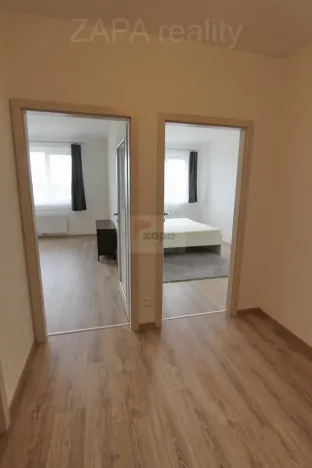 Pronájem bytu 2+kk, Praha - Kbely, Sedlářova, 57 m2