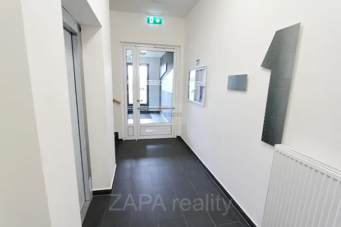 Pronájem bytu 2+kk, Praha - Kbely, Sedlářova, 57 m2