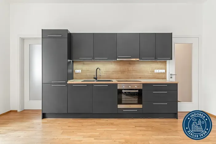 Pronájem bytu 3+kk, Praha - Žižkov, Baranova, 72 m2