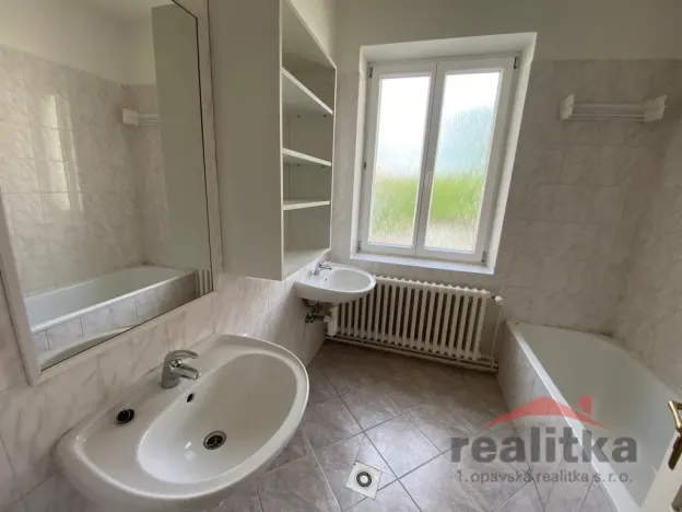 Pronájem bytu 3+kk, Opava - Předměstí, Bezručovo náměstí, 79 m2