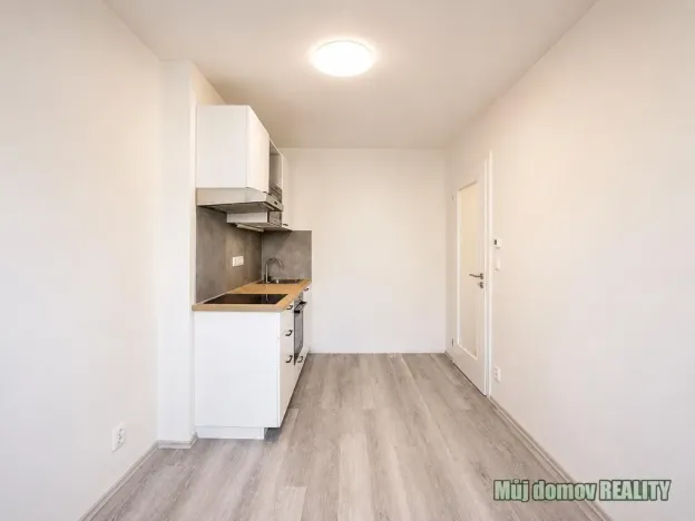 Pronájem bytu 2+1, Praha - Libeň, Vacínova, 43 m2