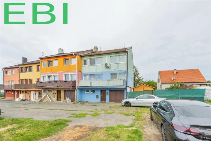 Prodej bytu 3+1, Červený Újezd, U Okálu, 62 m2