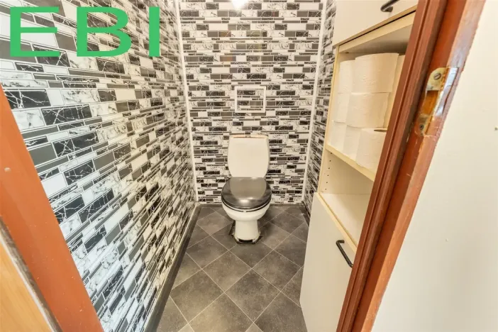 Prodej bytu 3+1, Červený Újezd, U Okálu, 62 m2