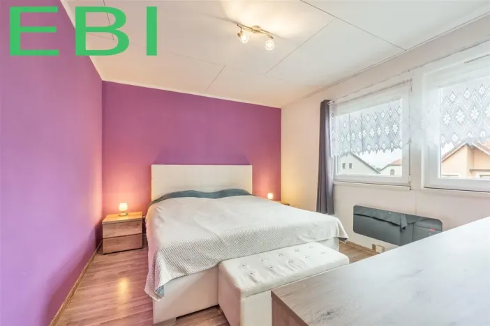Prodej bytu 3+1, Červený Újezd, U Okálu, 62 m2