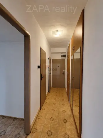 Pronájem bytu 2+1, Praha - Hloubětín, Poděbradská, 53 m2