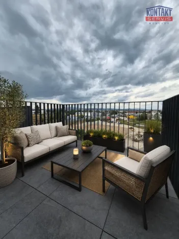 Pronájem bytu 2+kk, České Budějovice, Vrbenská, 64 m2