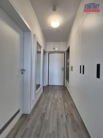 Pronájem bytu 2+kk, České Budějovice, Vrbenská, 64 m2