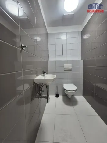 Pronájem bytu 2+kk, České Budějovice, Vrbenská, 64 m2