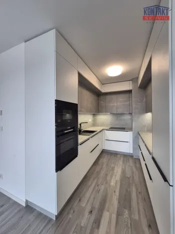 Pronájem bytu 2+kk, České Budějovice, Vrbenská, 64 m2