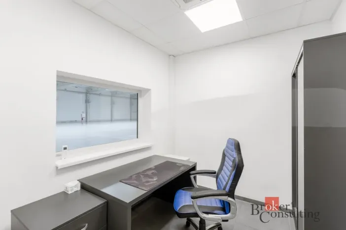 Pronájem výrobních prostor, Uherský Brod, Nivnická, 2850 m2