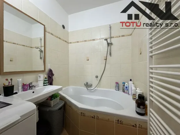 Pronájem bytu 3+1, Jaroměř, Na Studánkách, 72 m2