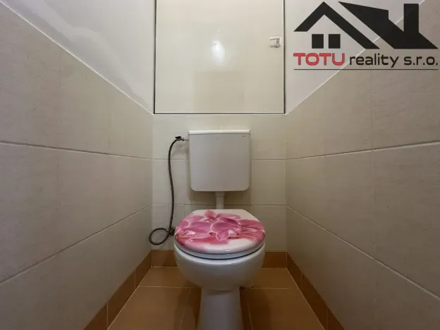 Pronájem bytu 3+1, Jaroměř, Na Studánkách, 72 m2