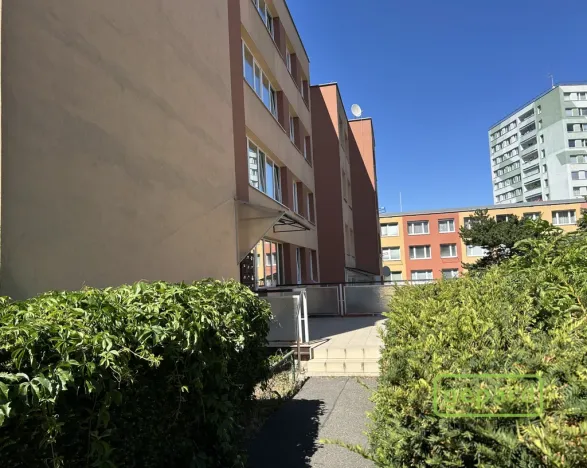 Prodej bytu 2+kk, Praha, Královická, 47 m2