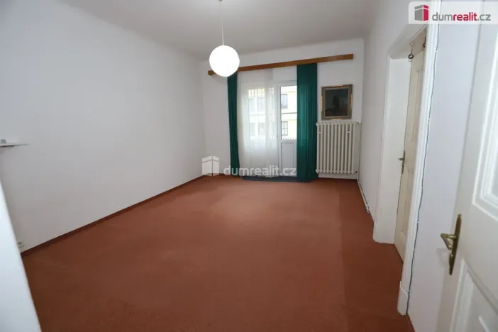 Pronájem bytu 4+1, Karlovy Vary, Moskevská, 130 m2