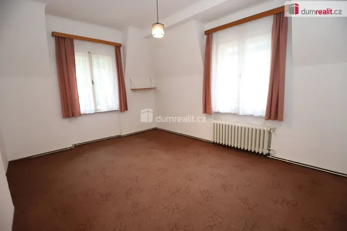 Pronájem bytu 4+1, Karlovy Vary, Moskevská, 130 m2
