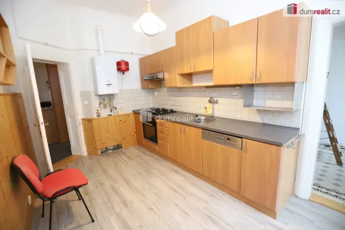 Pronájem bytu 4+1, Karlovy Vary, Moskevská, 130 m2