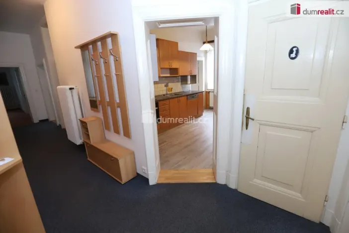 Pronájem bytu 4+1, Karlovy Vary, Moskevská, 130 m2