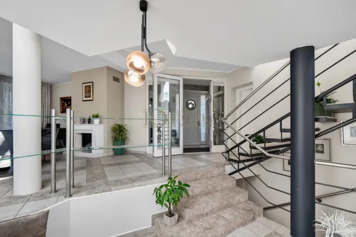 Prodej rodinného domu, Kladno, Ve Strnadovně, 228 m2
