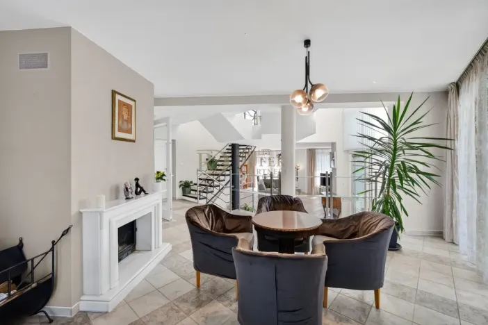 Prodej rodinného domu, Kladno, Ve Strnadovně, 228 m2