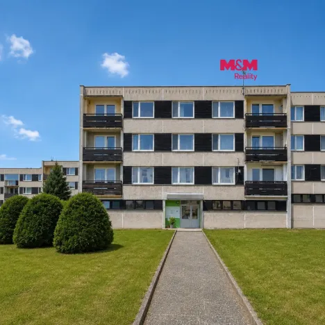 Pronájem bytu 1+1, Seč, Sídl. 9. května, 32 m2