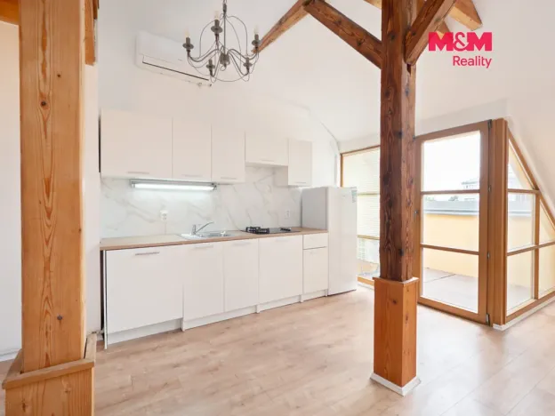 Pronájem bytu 3+kk, Praha - Libeň, Chlumčanského, 104 m2