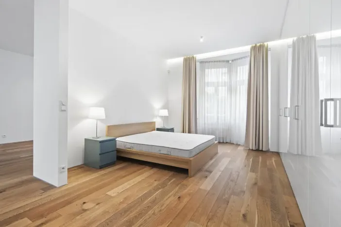 Pronájem bytu 3+kk, Praha - Vinohrady, Laubova, 109 m2