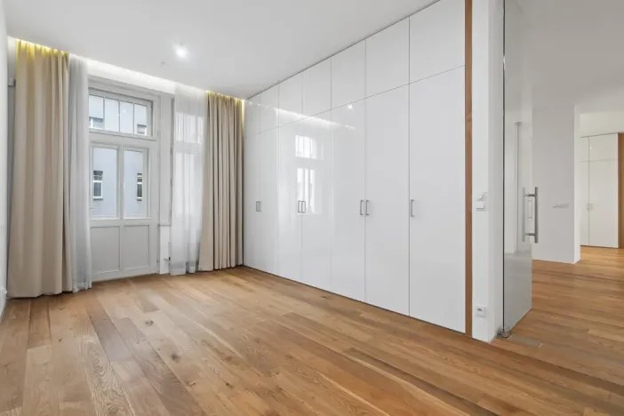 Pronájem bytu 3+kk, Praha - Vinohrady, Laubova, 109 m2