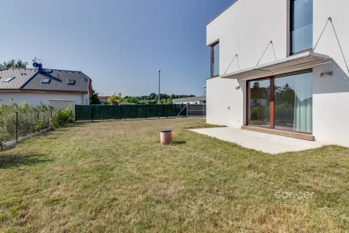 Pronájem rodinného domu, Praha - Horní Počernice, U Zimoviště, 137 m2