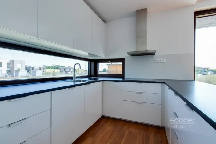 Pronájem rodinného domu, Praha - Horní Počernice, U Zimoviště, 137 m2