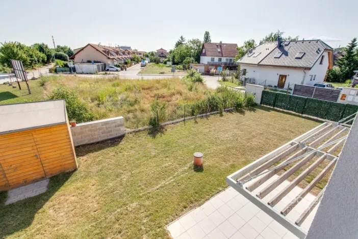 Pronájem rodinného domu, Praha - Horní Počernice, U Zimoviště, 137 m2