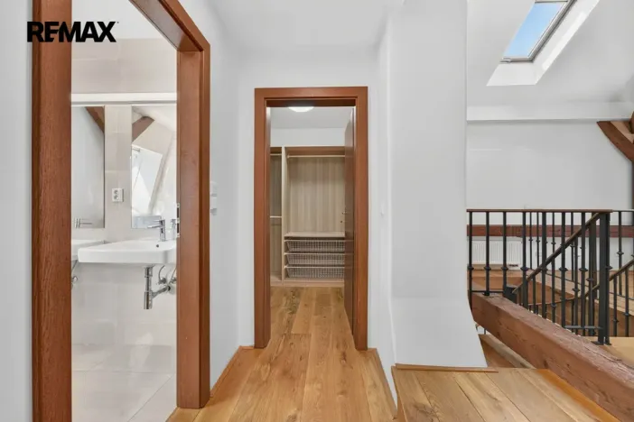 Pronájem bytu 2+kk, Praha - Nové Město, Masarykovo nábřeží, 100 m2