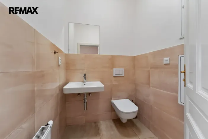 Pronájem bytu 2+kk, Praha - Nové Město, Masarykovo nábřeží, 100 m2