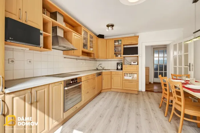 Prodej rodinného domu, Březnice, 225 m2