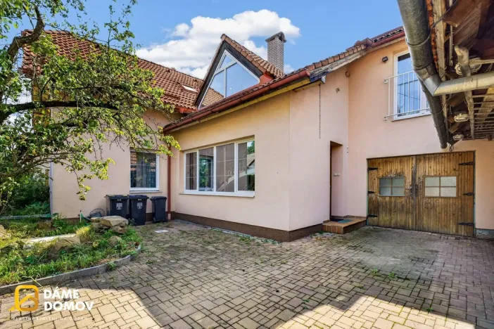 Prodej rodinného domu, Březnice, 225 m2