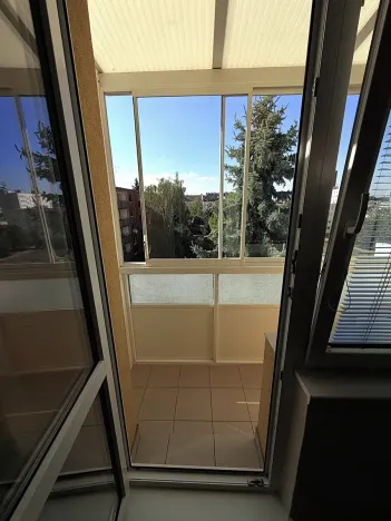 Pronájem bytu 1+1, Židlochovice, sídl. Družba, 34 m2