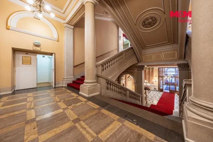 Pronájem kanceláře, Praha - Vinohrady, náměstí Míru, 74 m2