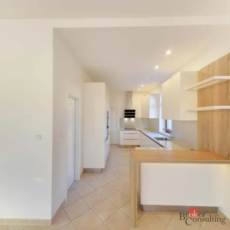 Pronájem vily, Praha - Nebušice, Nebušická, 243 m2