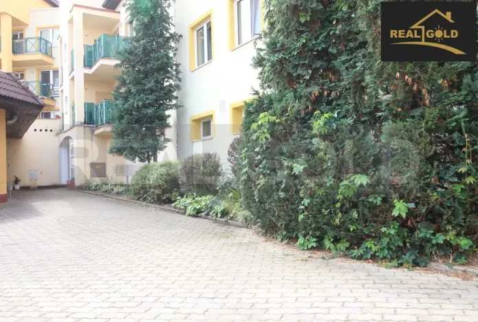 Pronájem bytu 1+kk, Třebíč, Okrajová, 35 m2