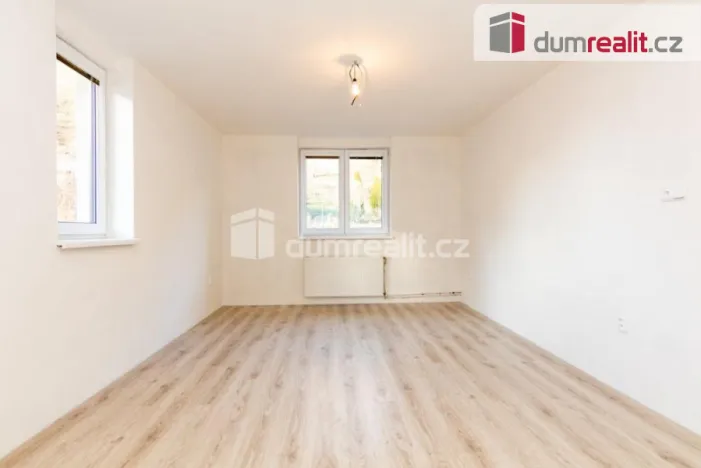 Pronájem bytu 3+1, Ústí nad Labem - Neštěmice, Opletalova, 104 m2