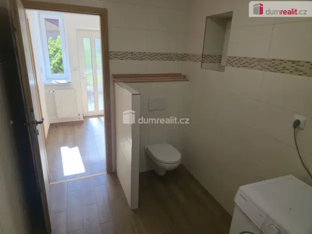 Pronájem bytu 3+kk, Straky, 74 m2