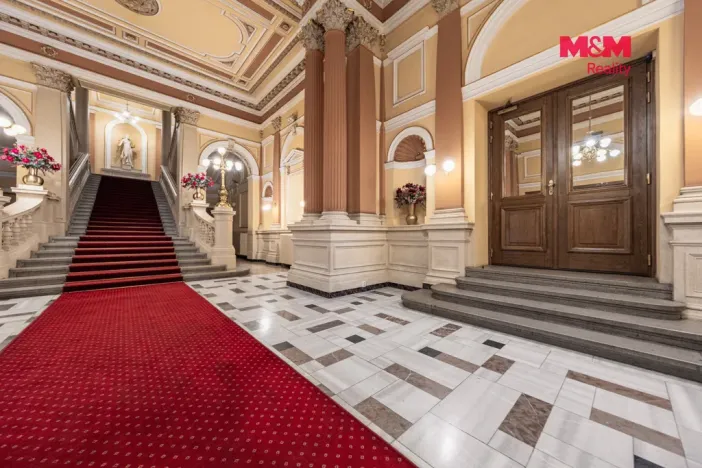 Pronájem kanceláře, Praha - Vinohrady, náměstí Míru, 32 m2