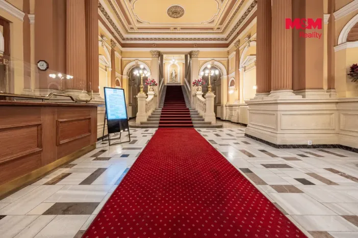 Pronájem kanceláře, Praha - Vinohrady, náměstí Míru, 32 m2