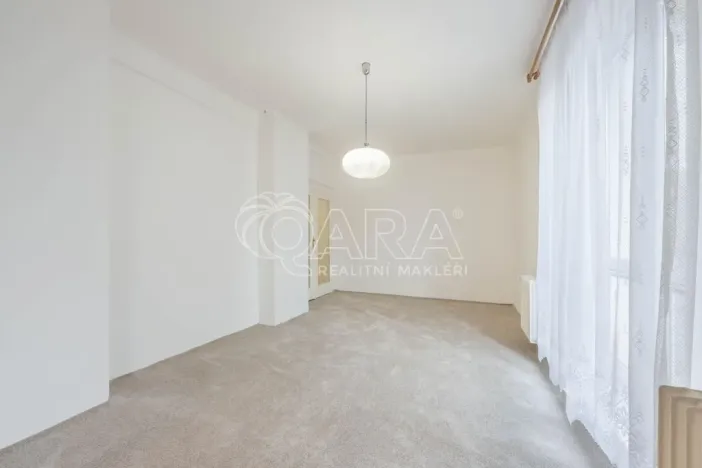 Pronájem bytu 2+1, Praha - Nusle, Lounských, 66 m2
